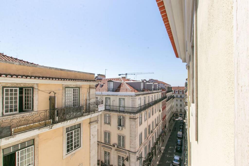 Made For The City Lovers- Urban Charm In Chiado Lisboa Exteriör bild