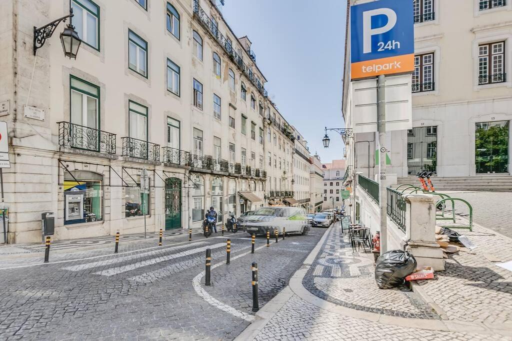 Made For The City Lovers- Urban Charm In Chiado Lisboa Exteriör bild