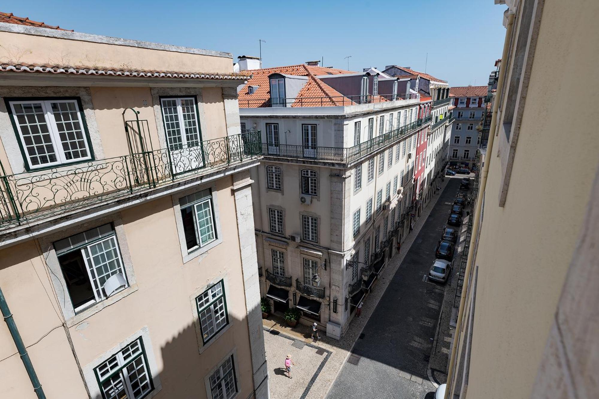 Made For The City Lovers- Urban Charm In Chiado Lisboa Exteriör bild